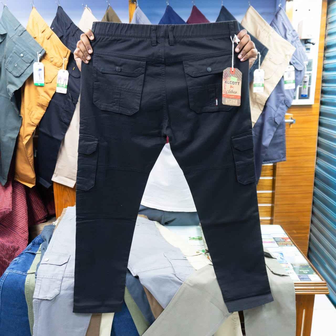 "ব্ল্যাক কালার" কার্গো প্যান্ট ওভার সাইজ (৩৫ থেকে ৩৮)