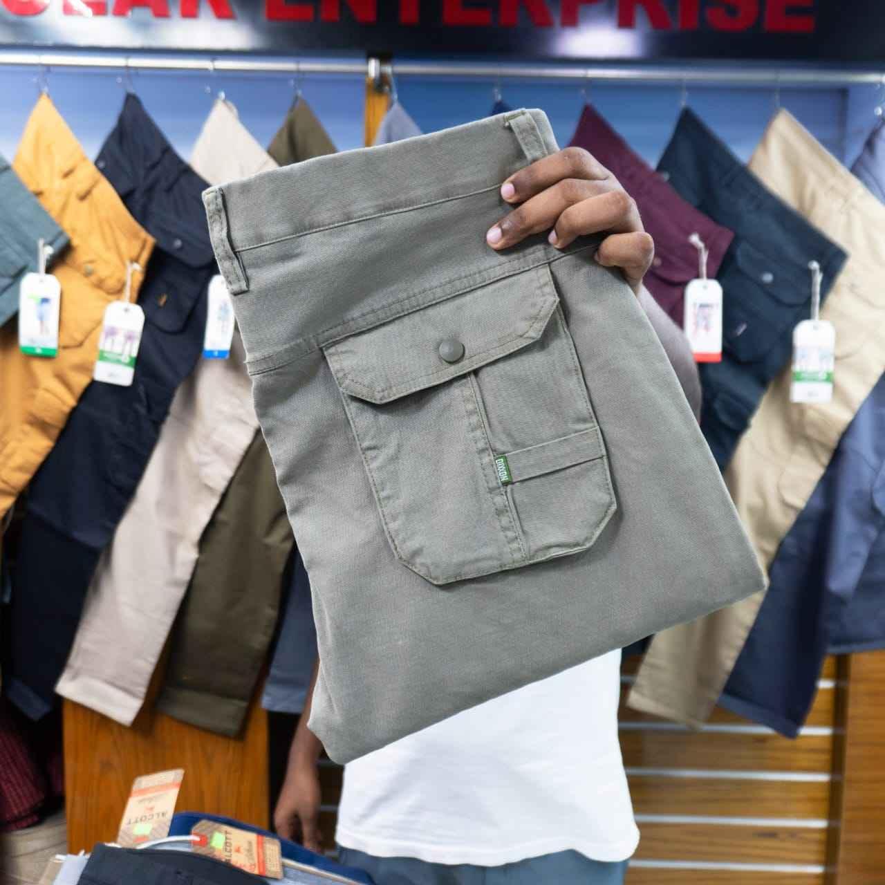 "লাইট অলিভ কালার" কার্গো প্যান্ট ওভার সাইজ (৩৫ থেকে ৩৮)